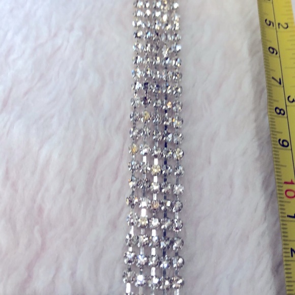 ELEGANT BRACELET NWOT ADJUST TO 9 1/2” - Picture 4 of 7